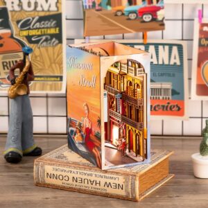 DIY Booknook Kit featuring Enchanting Havana Stroll design
